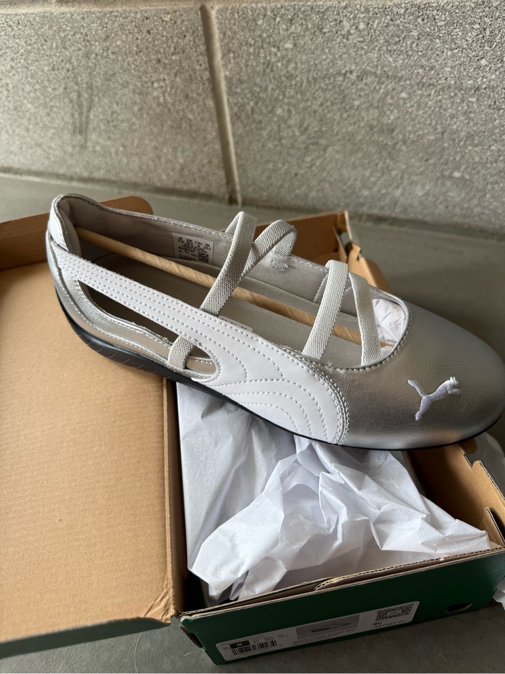 NEW Puma Silver and White Ballet-Style Flat size 8